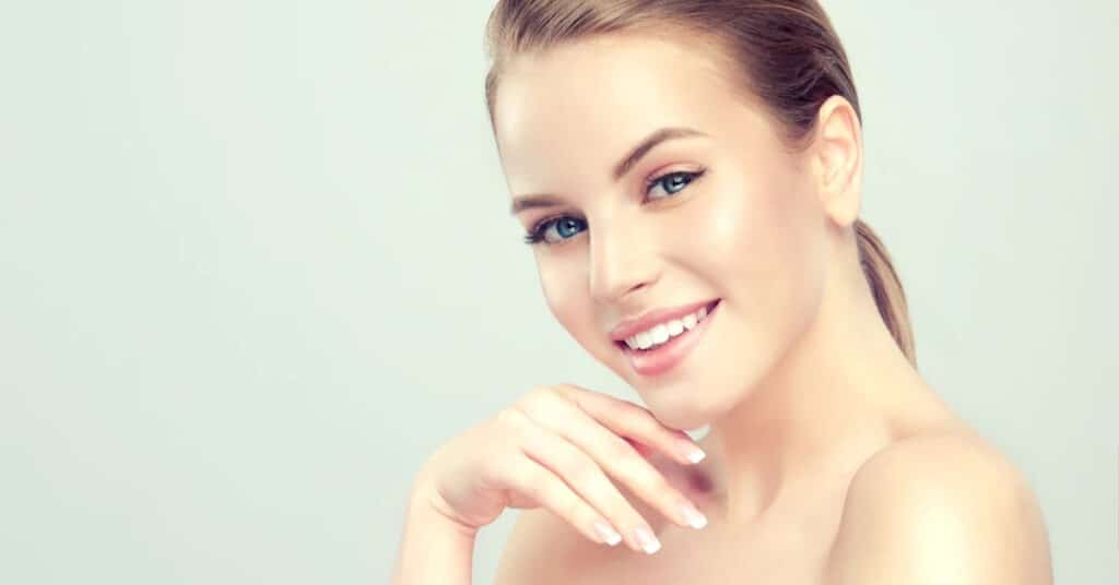 love-your-skin-with-an-esthetician