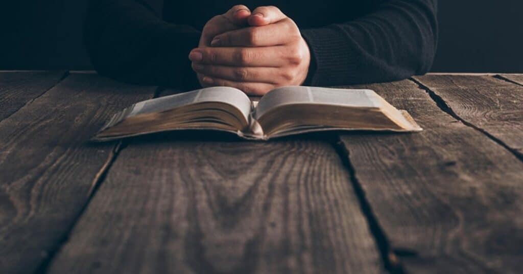 bible-verses-about-family-prayer